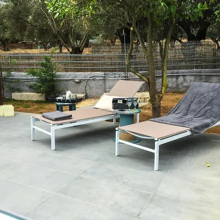 Penelope Dream Pool Villa *