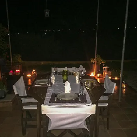 Penelope Dream Pool Villa Menegata